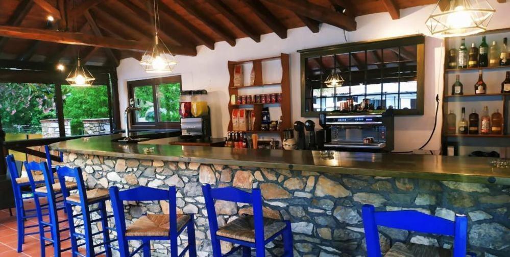 Strawberry Skiathos อายา ปารัสเกวี ภายนอก รูปภาพ